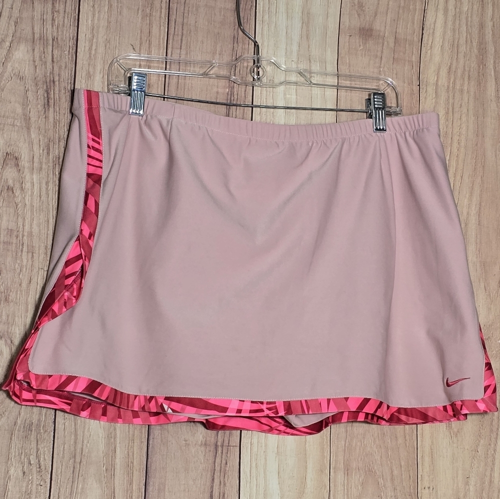 Nike Fit Dry Fully Lined Tennis Skirt  Women's Size X-Large 16-18 Skort